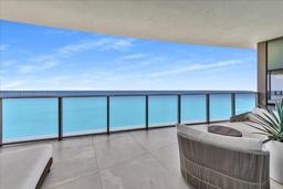 Picture of 15701 Collins Ave # 4604, Sunny Isles Beach, FL 33160