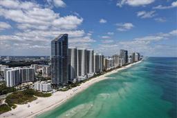 Picture of 15701 Collins Ave # 4604, Sunny Isles Beach, FL 33160