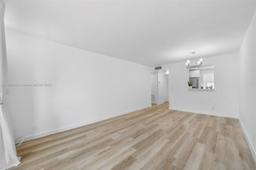 Picture of 9601 Sunrise Lakes Blvd # 206, Sunrise, FL 33322
