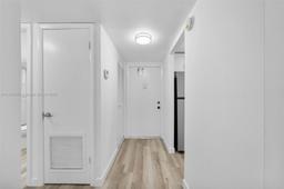 Picture of 9601 Sunrise Lakes Blvd # 206, Sunrise, FL 33322