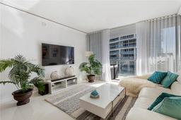 Picture of 475 Brickell Ave # 3813, Miami, FL 33131