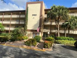 Picture of 3102 Portofino Pt # M2, Coconut Creek, FL 33066