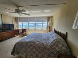 Picture of 2100 Sans Souci Blvd # B1401, North Miami, FL 33181