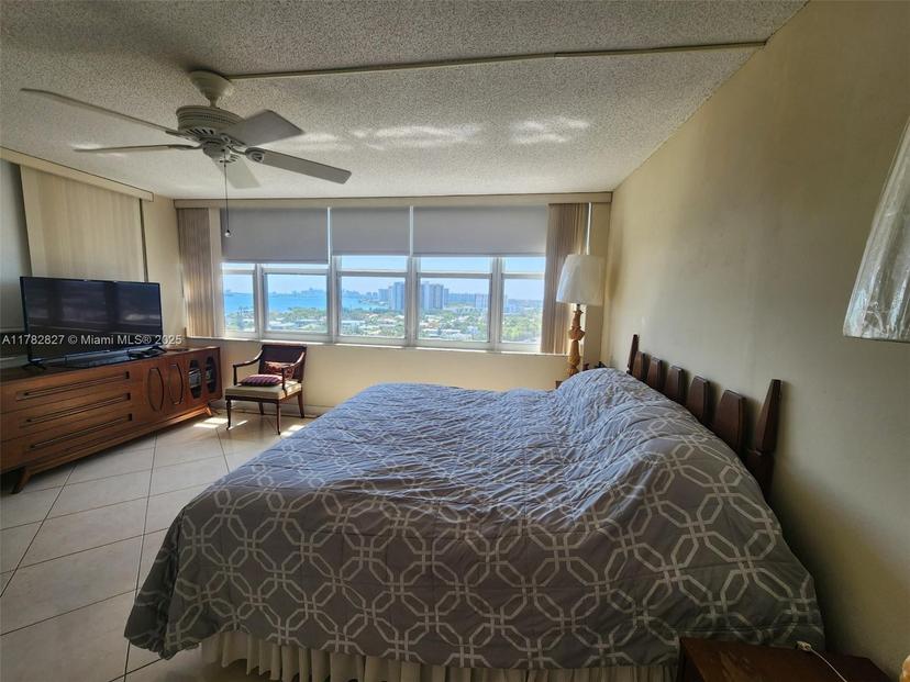 Picture of 2100 Sans Souci Blvd # B1401, North Miami FL 33181