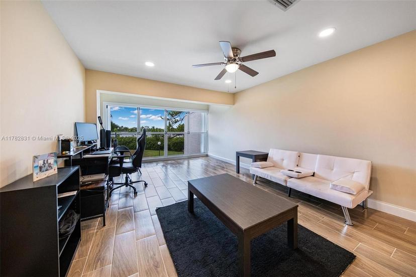 Picture of 2721 SW 13Th St # 201, Delray Beach FL 33445