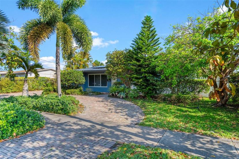 Picture of 9221 SW 16Th St, Miami FL 33165
