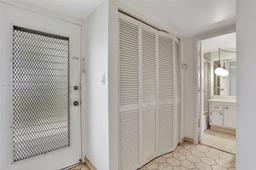 Picture of 2900 NW 48Th Ter # 409, Lauderdale Lakes, FL 33313