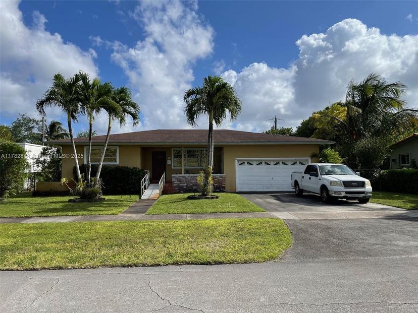 Picture of 850 Nightingale Ave, Miami Springs FL 33166