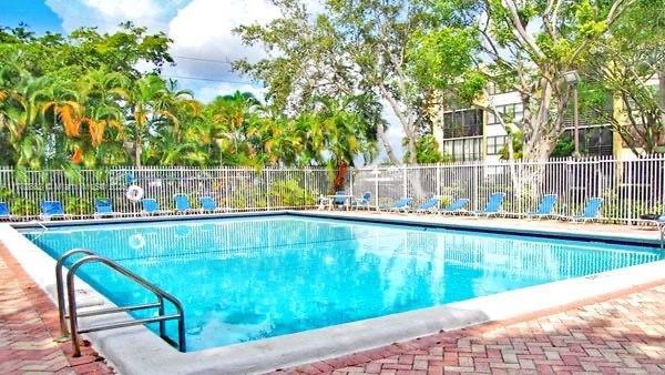 Picture of 20200 W Country Club Dr # 101, Aventura FL 33180