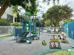 Picture of 20200 W Country Club Dr # 101, Aventura, FL 33180