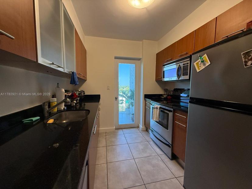 Picture of 650 NE 64Th St # G608, Miami FL 33138