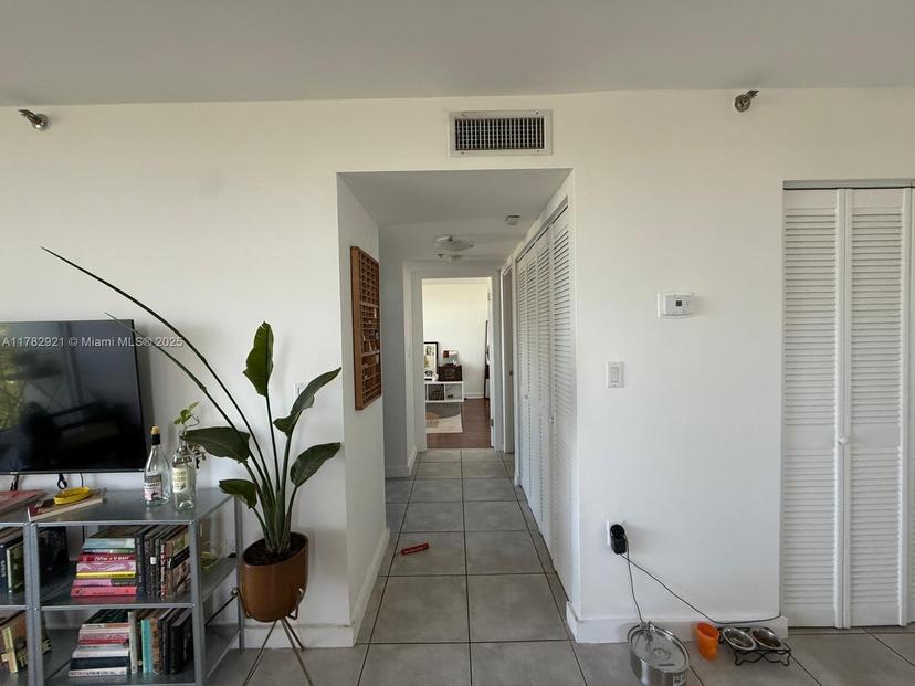 Picture of 650 NE 64Th St # G608, Miami FL 33138
