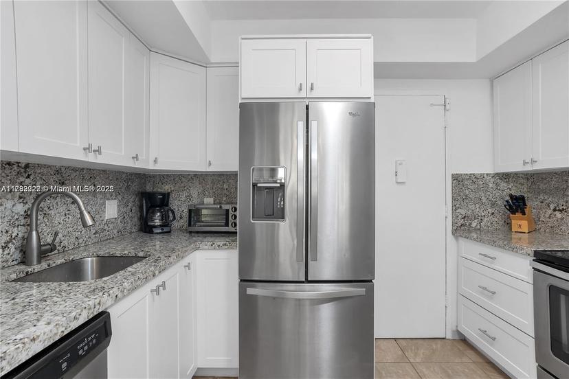 Picture of 3505 S Ocean Dr # 208, Hollywood FL 33019