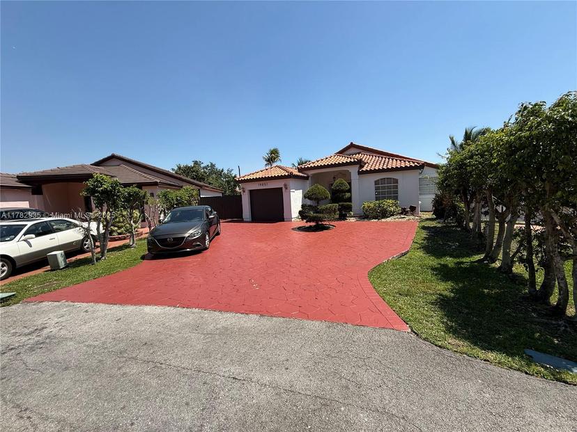 Picture of 19851 NW 82Nd Ct, Hialeah FL 33015