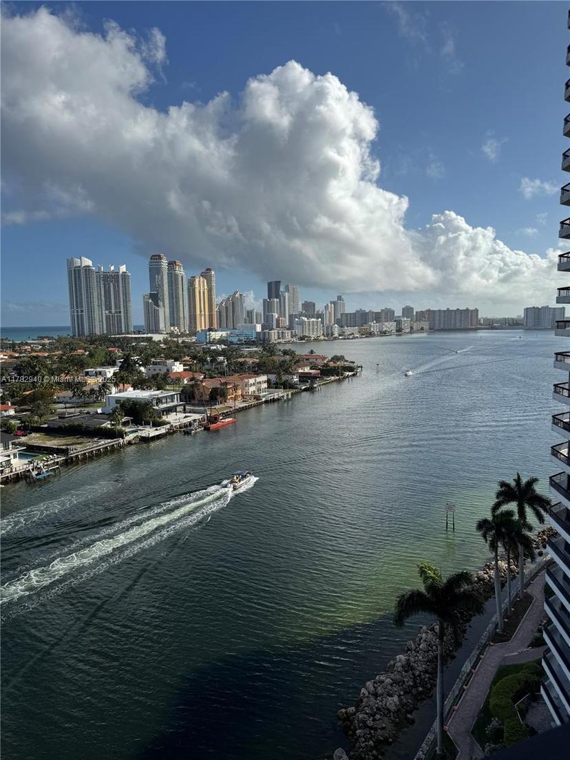 Picture of 19195 NE 36Th Ct # 1506, Aventura FL 33180