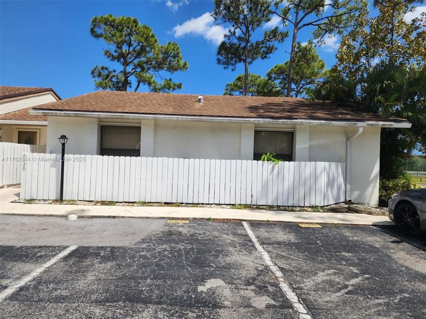 Picture of 6120 Newstead Ct, Green Acres FL 33463
