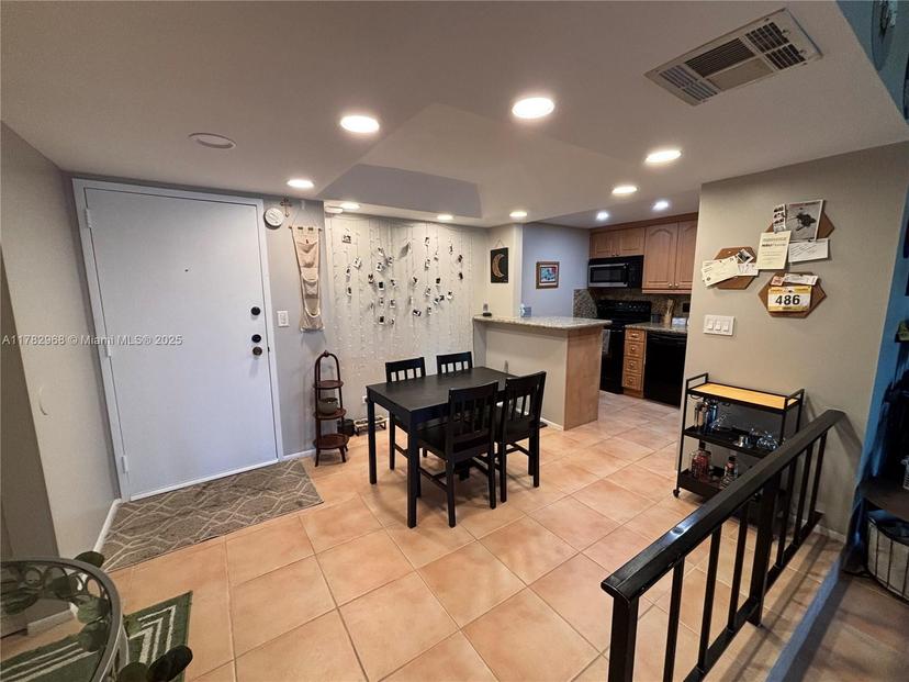 Picture of 3650 Inverrary Dr # G, Lauderhill FL 33319