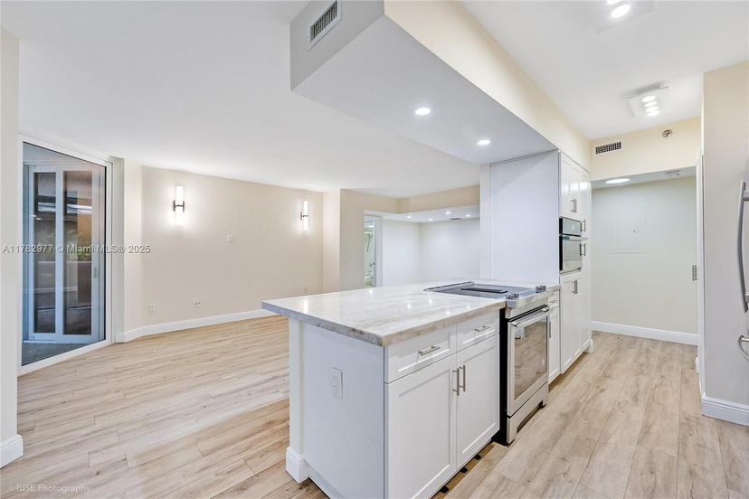 Picture of 8925 Collins Ave # 2D, Surfside FL 33154