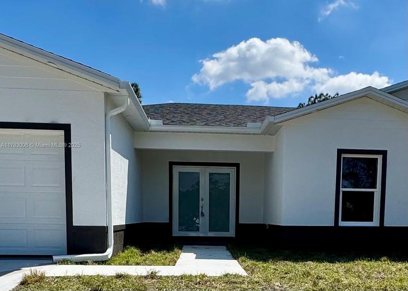 Picture of 325 Hermosa Ave, Lehigh Acres FL 33974