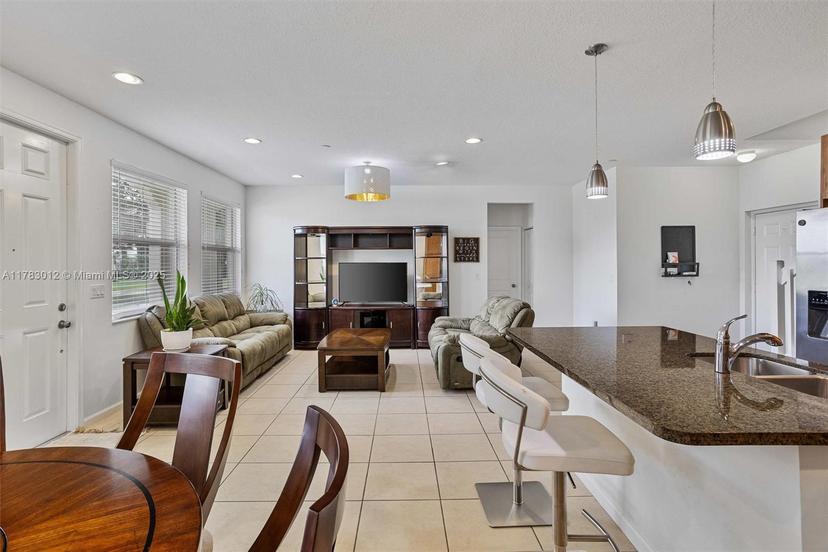 Picture of 4023 Cascada Cir, Cooper City FL 33024