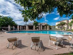 Picture of 2841 Somerset Dr # 117, Lauderdale Lakes, FL 33311