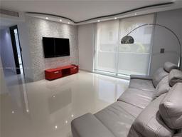 Picture of 3161 S Ocean Dr # 208, Hallandale Beach, FL 33009