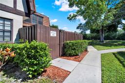 Picture of 130 Weybridge Cir Unit C, Royal Palm Beach, FL 33411