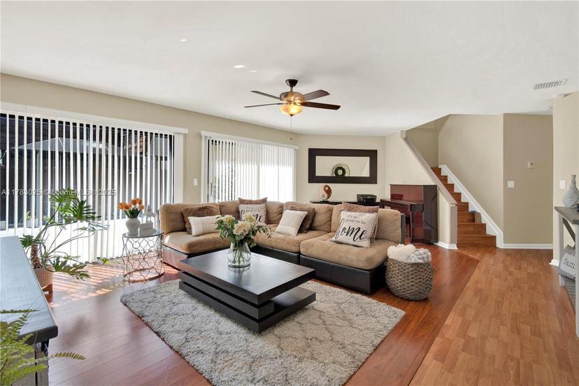 Picture of 130 Weybridge Cir Unit C, Royal Palm Beach FL 33411