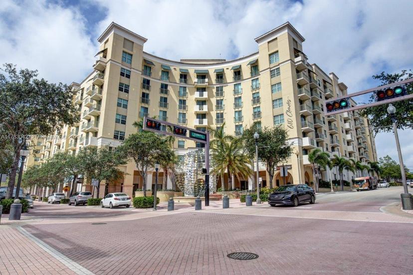Picture of 610 Clematis St # 608, West Palm Beach FL 33401