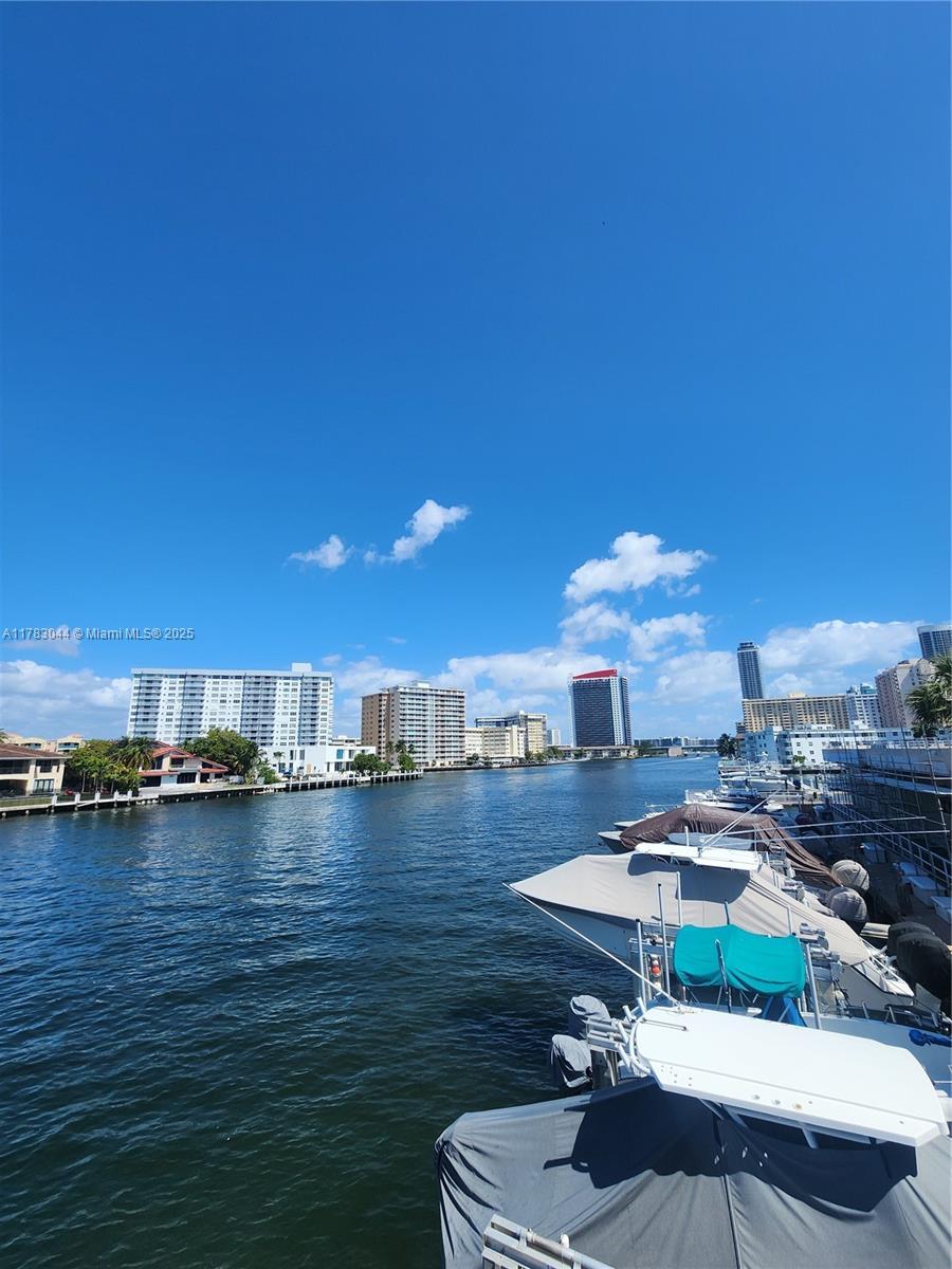 Picture of 1965 S Ocean Dr # 3H, Hallandale Beach, FL 33009