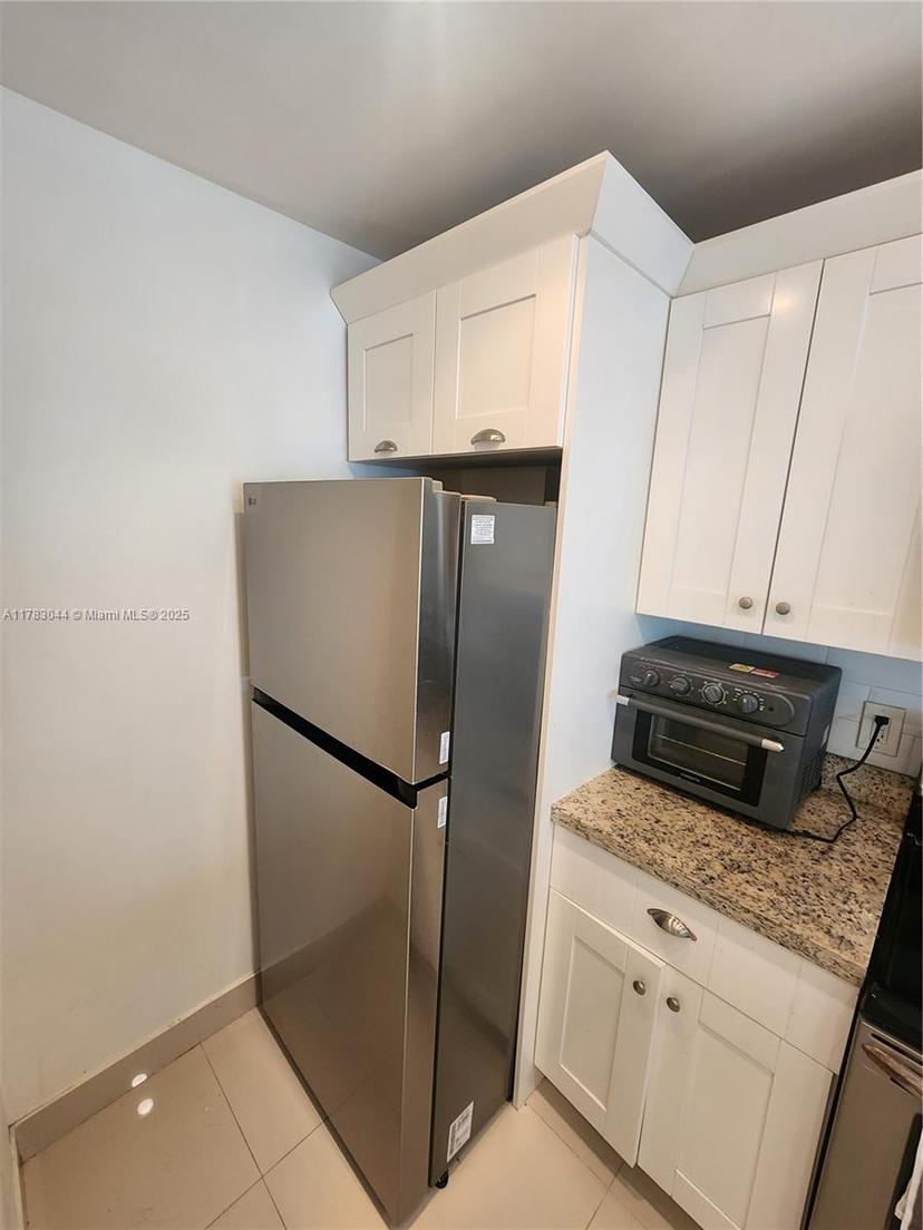 Picture of 1965 S Ocean Dr # 3H, Hallandale Beach FL 33009