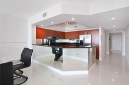 Picture of 14951 Royal Oaks Ln # 1103, North Miami, FL 33181