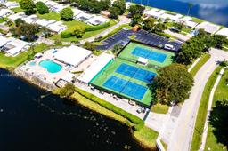 Picture of 1411 NW 90Th Dr, Plantation, FL 33322