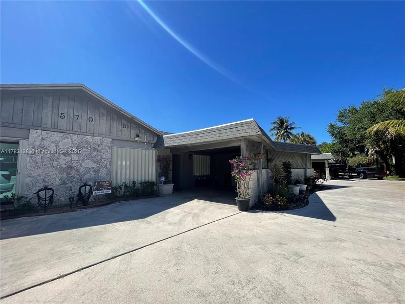 Picture of 570 SW 20Th Ct # 2, Delray Beach FL 33445