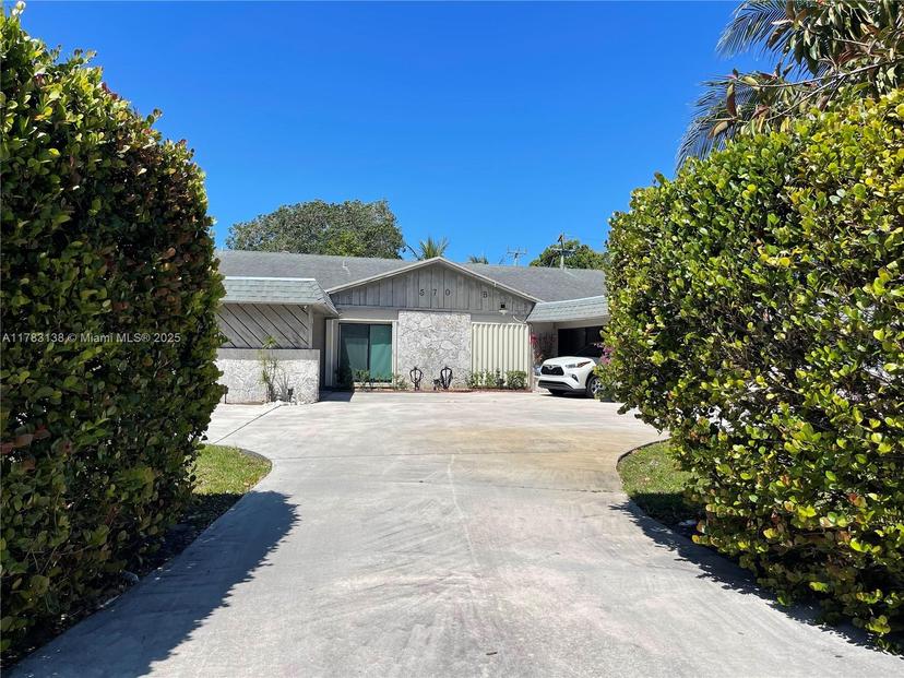 Picture of 570 SW 20Th Ct # 2, Delray Beach FL 33445