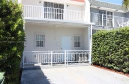 Picture of 1845 W 73Rd Pl # 1845, Hialeah, FL 33014