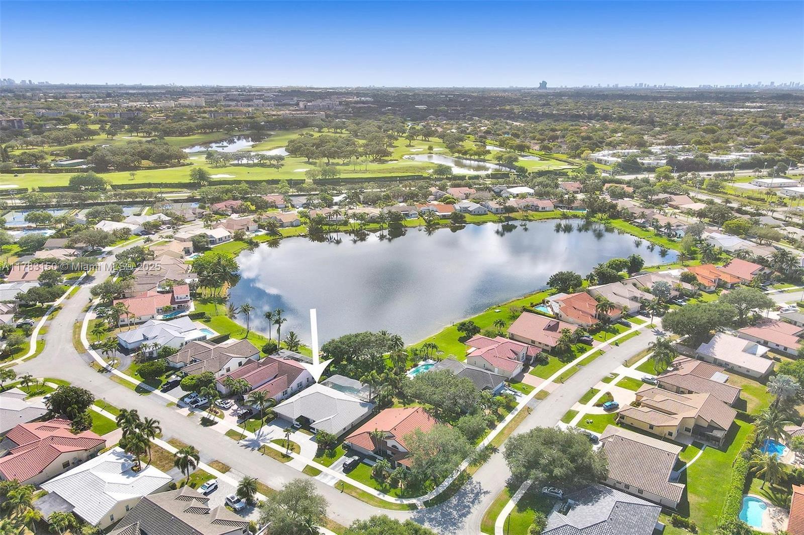 Picture of 8892 N Southern Orchard Rd N, Davie, FL 33328