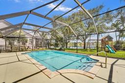 Picture of 8892 N Southern Orchard Rd N, Davie, FL 33328