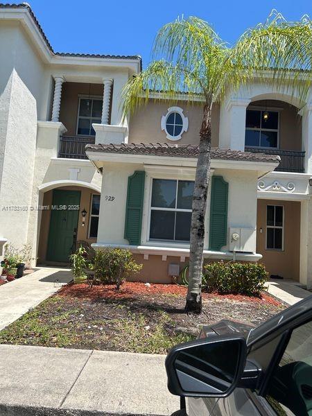 Picture of 929 NE 42Nd Pl, Homestead, FL 33033