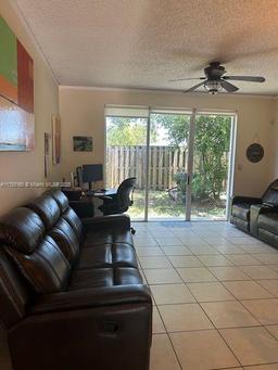 Picture of 929 NE 42Nd Pl, Homestead, FL 33033