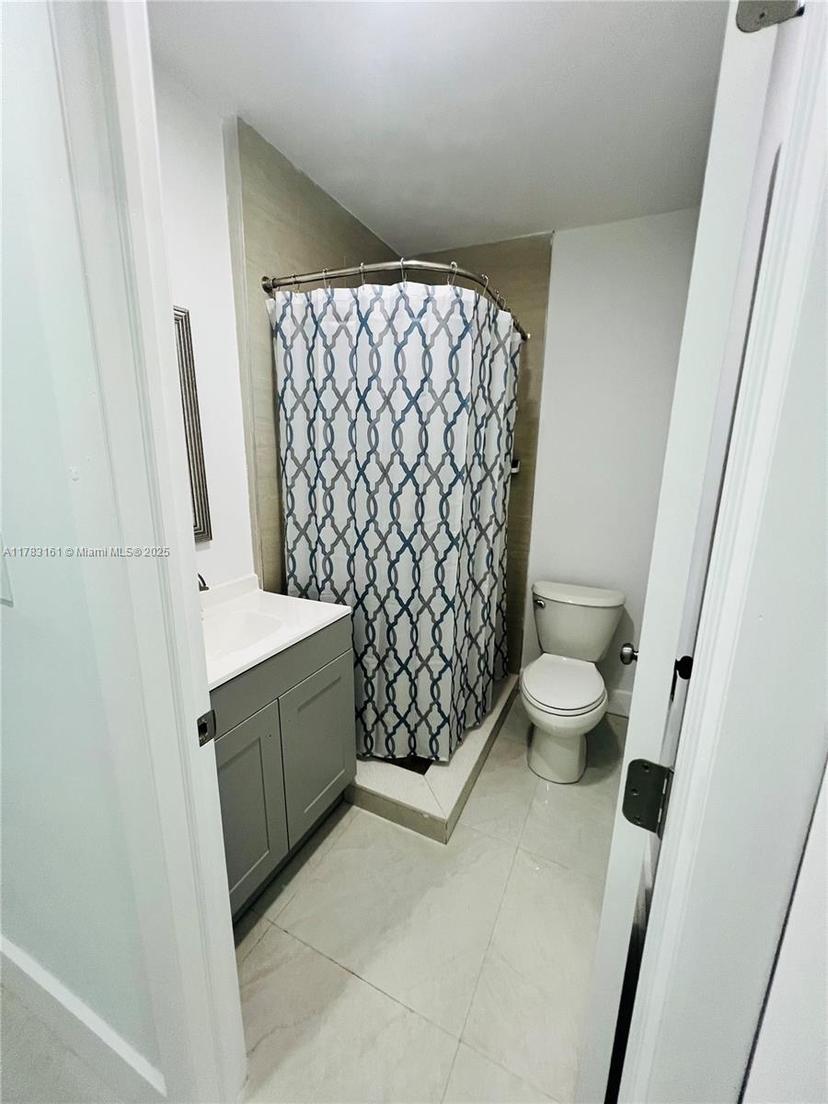 Picture of 241 E 36Th St, Hialeah FL 33013