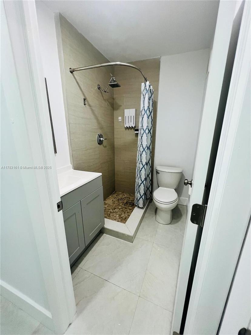 Picture of 241 E 36Th St, Hialeah FL 33013