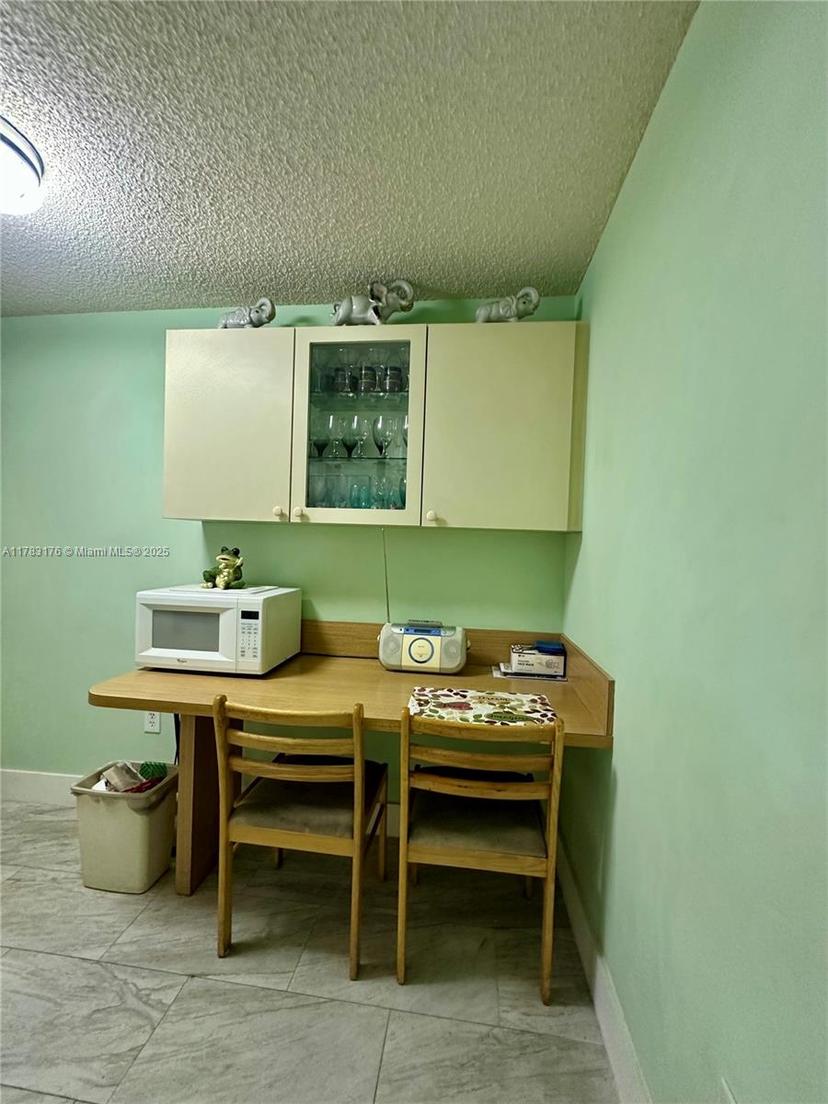 Picture of 199 SW 12Th Ave # 415B, Miami FL 33130