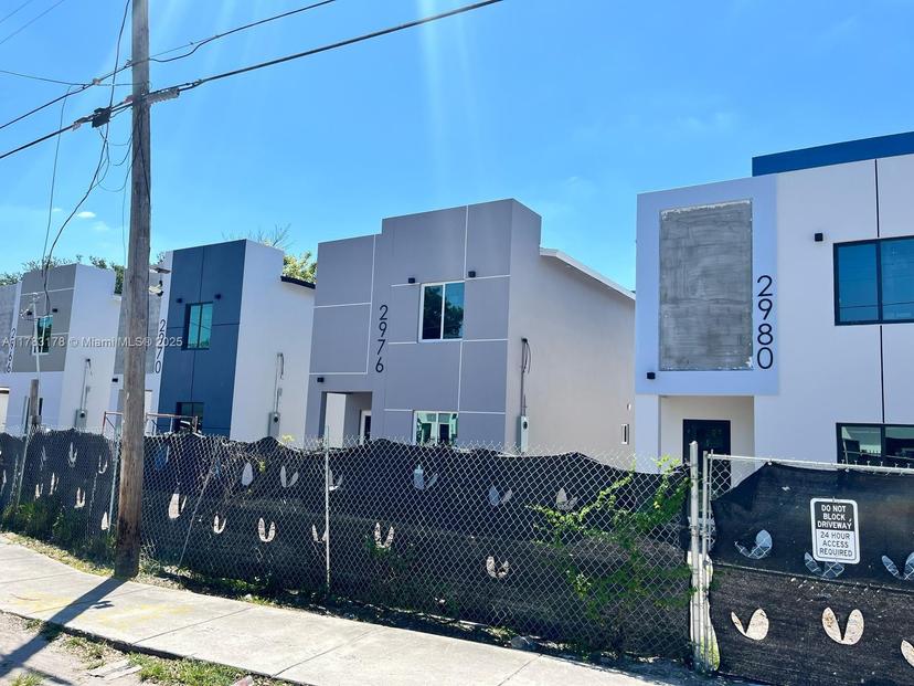 Picture of 2966 NW 45Th St, Miami FL 33142