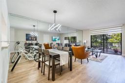 Picture of 1001 Colony Point Cir # 312, Pembroke Pines, FL 33026