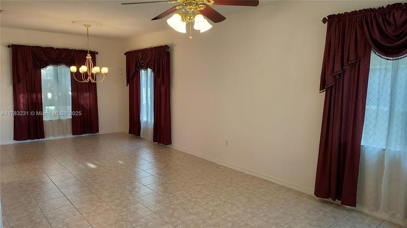 Picture of 650 SE 30Th Dr, Homestead FL 33033