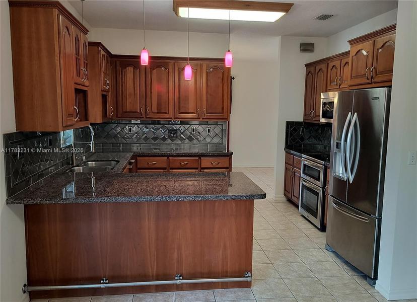 Picture of 650 SE 30Th Dr, Homestead FL 33033