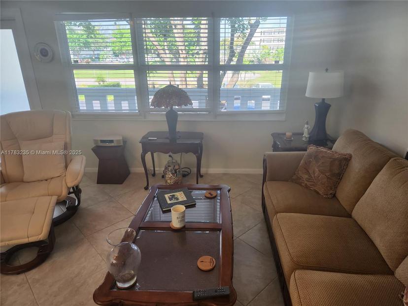 Picture of 2114 E Cambridge E # 2114, Deerfield Beach FL 33442