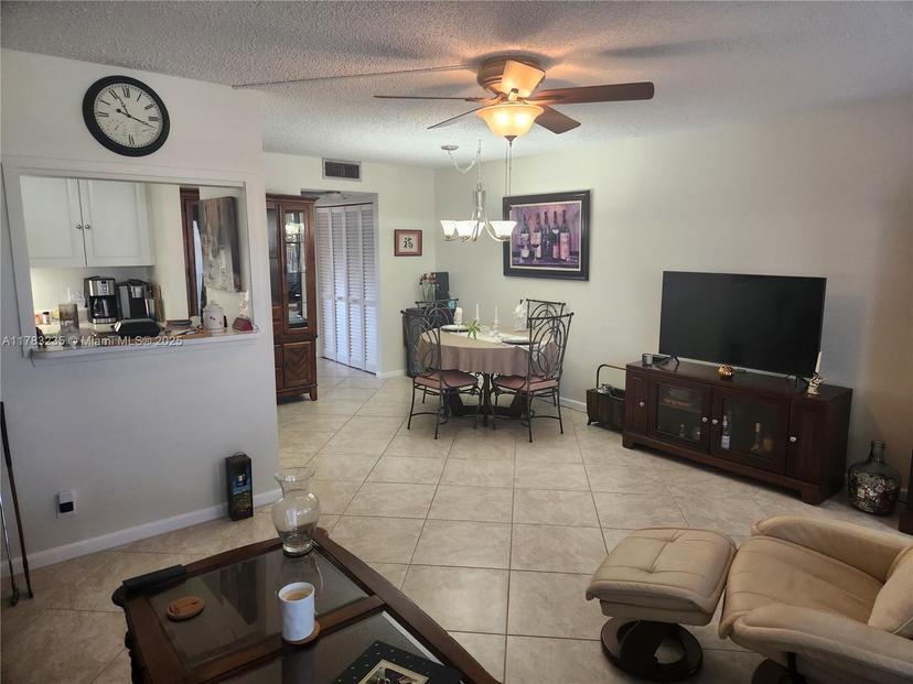 Picture of 2114 E Cambridge E # 2114, Deerfield Beach FL 33442