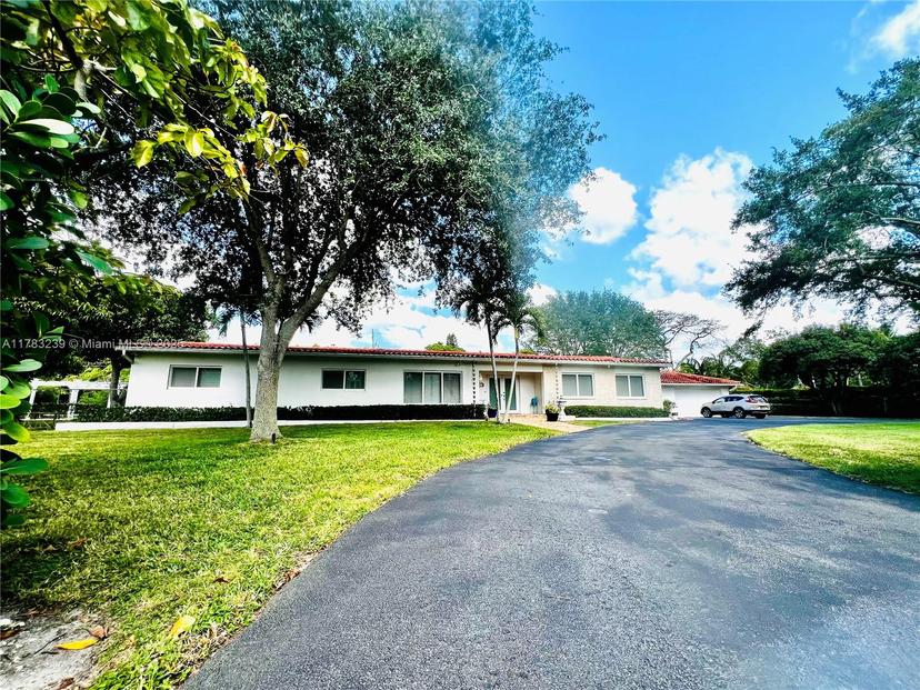 Picture of 7500 SW 81St Ave, Miami FL 33143